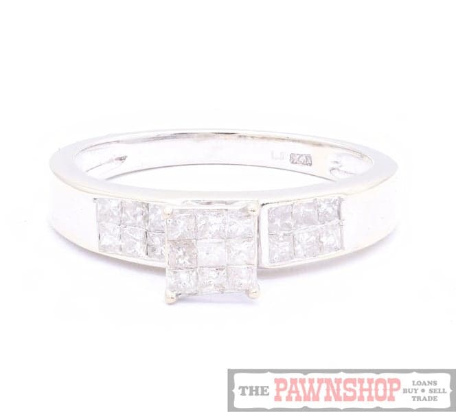 21-Stone Diamond 10CT White Gold Ring
