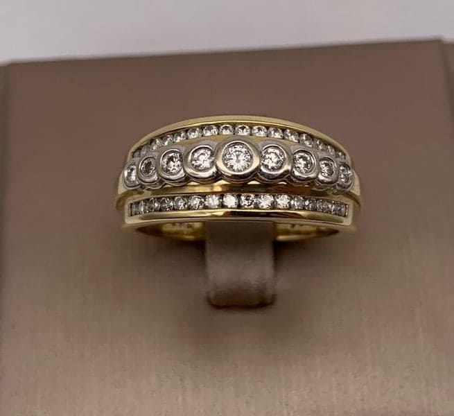 9ct Yellow Gold 0.50ct TDW Diamond Dress Ring ~ $1,900!