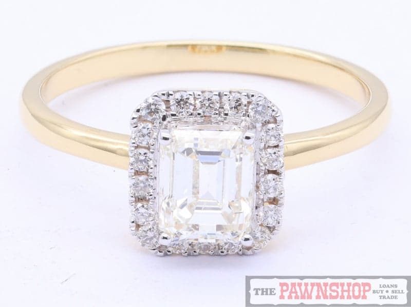 Brand New 18ct Yellow Gold Diamond Cluster Ring