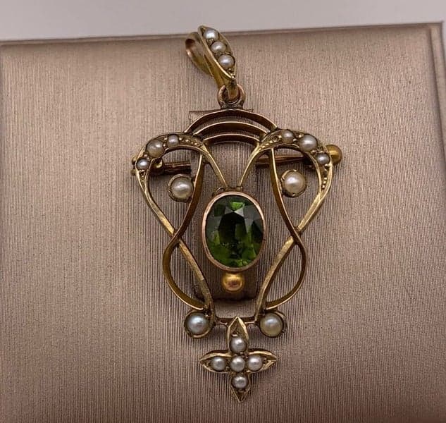 Vintage 9ct Yellow Gold Peridot &amp; Seed Pearl Pendant/ Brooch ~ $1,300!
