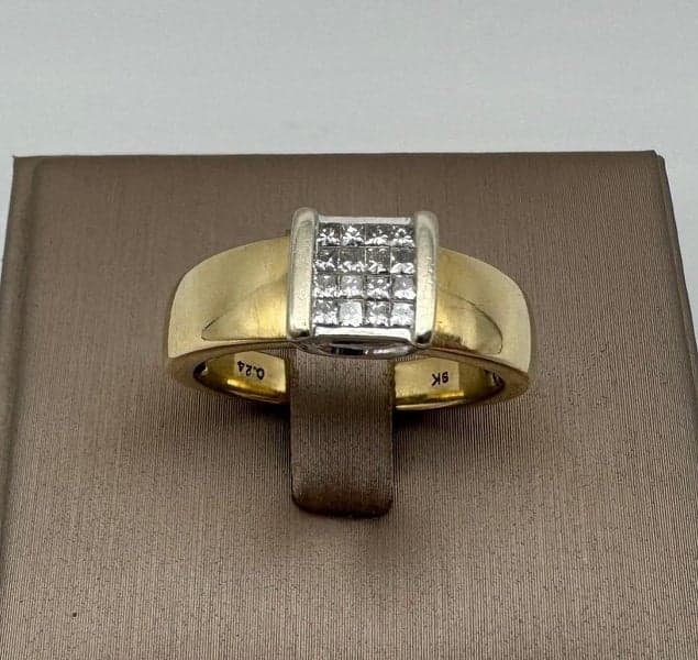 9ct Yellow Gold 0.24ct TDW Diamond Princess Cut Dress Ring ~ $2,500!
