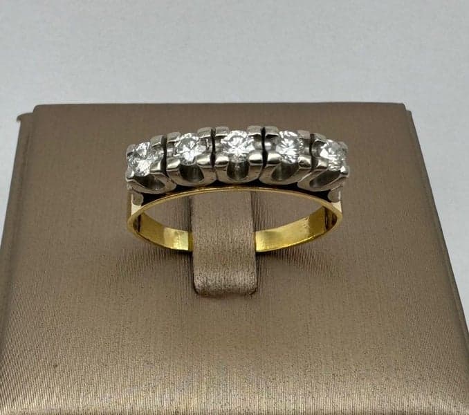 18ct Yellow Gold 0.50ct TDW Diamond 5 Stone Ring ~ $5,200!