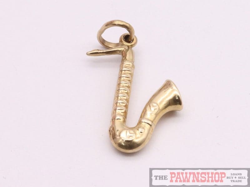 9ct Yellow Gold Saxophone Pendant