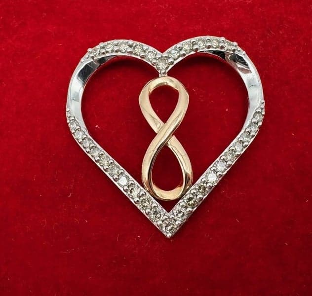 10ct White &amp; Rose Gold Diamond Heart Pendant