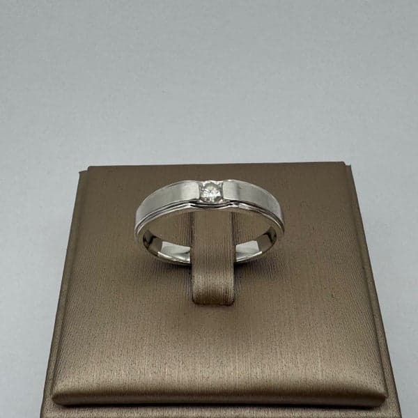 18ct White Gold 0.10ct Diamond Band Ring ~ $4,000!