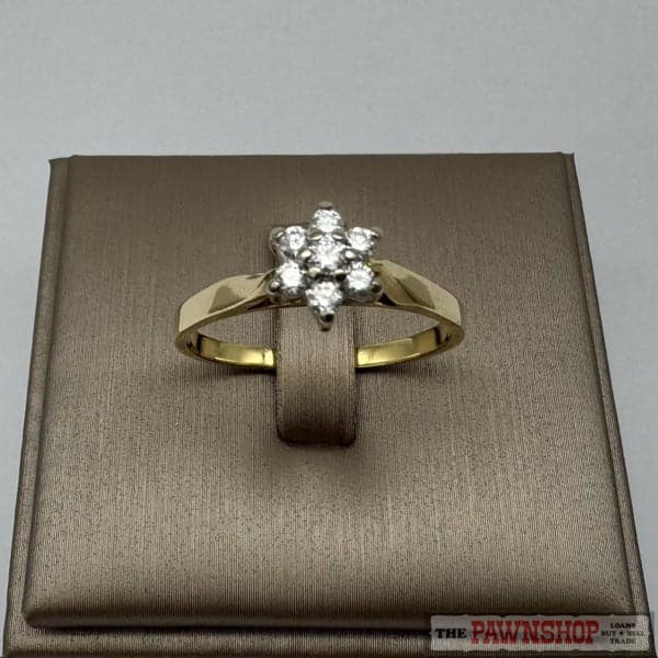 18ct Yellow Gold 0.25ct TDW Diamond Cluster Ring ~ $3,600!