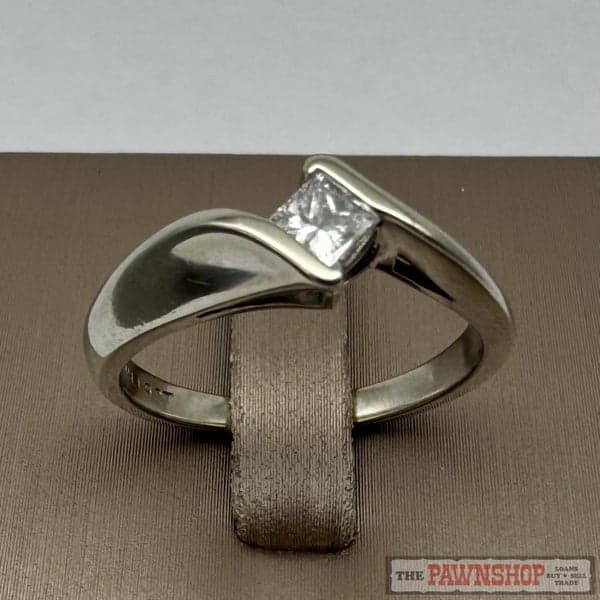 9ct White Gold 0.15ct Princess Cut Diamond Solitaire Ring ~ $1,200!
