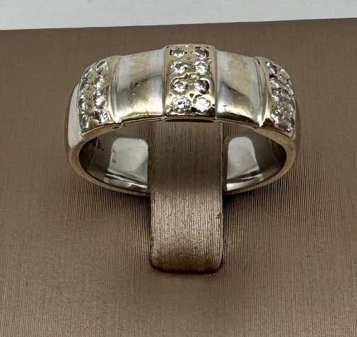 18ct White Gold 0.35ct TDW Diamond Dress Ring ~ $6,300!