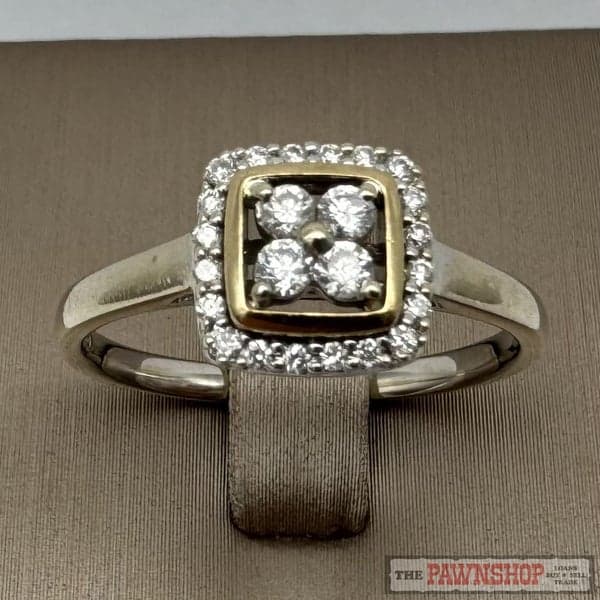 9ct White Gold 0.25ct TDW Diamond Cluster Ring ~ $1,600!