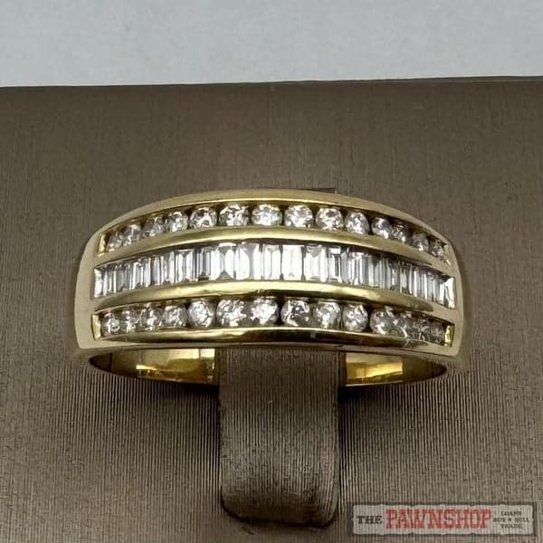 18ct Yellow Gold 1.0ct TDW Diamond Baguette Dress Ring ~ $5,400!
