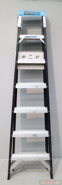 Easy Access Fibreglass 7-Step Dual Purpose Ladder