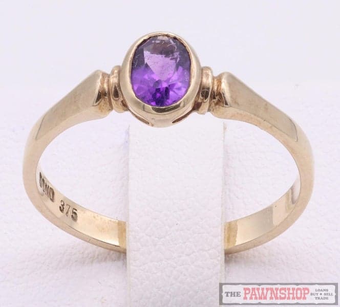9ct Yellow Gold Amethyst Ring -- February Birthstone ~ 1.60 grams