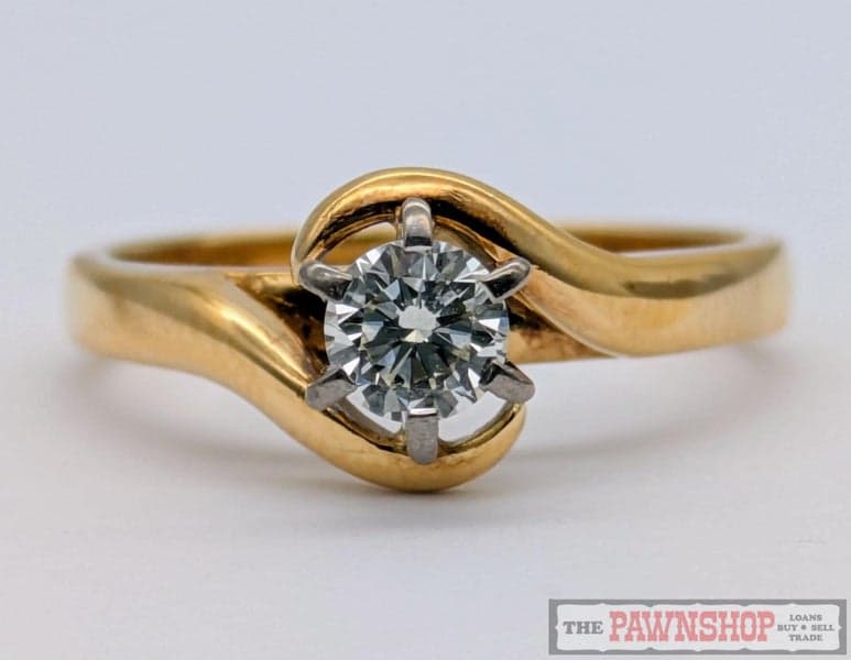 CLEARANCE!!! Solitaire Diamond Ring with 0.29ct TDW in 18ct Yellow Gold $3,600