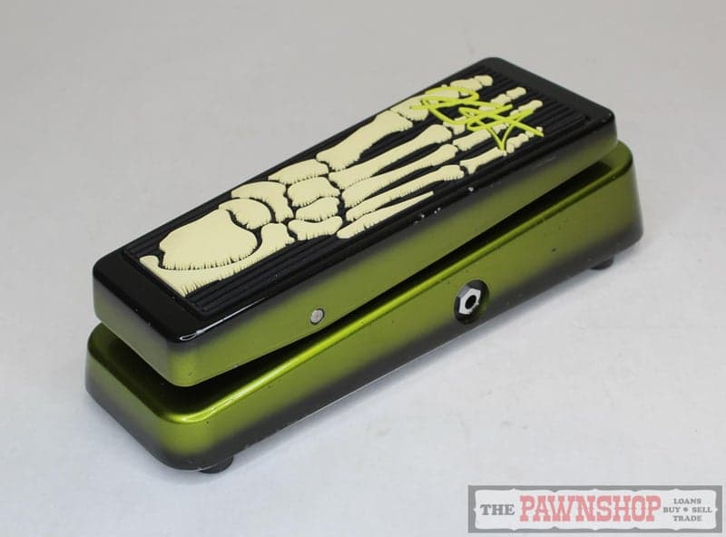 Dunlop Kirk Hammett Cry Baby Wah Pedal