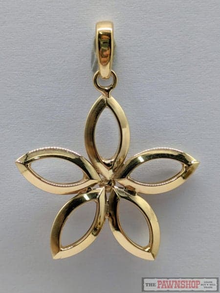 Flower Pendant in 9ct Yellow Gold